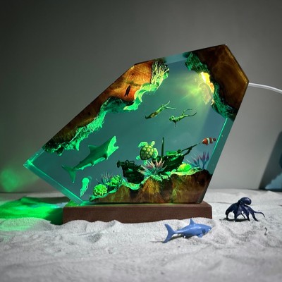 Great White Shark Turtle and Couple Diver Ocean Resin Lamp